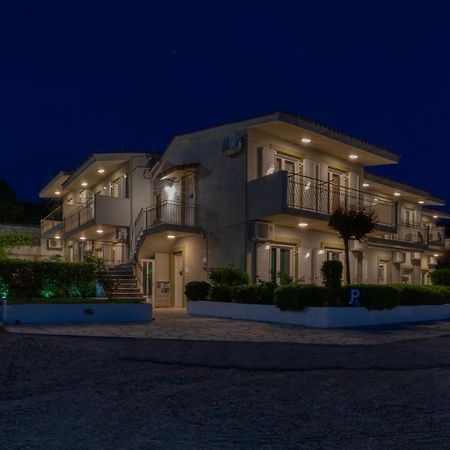 Nondas Apartments Λάσση Εξωτερικό φωτογραφία